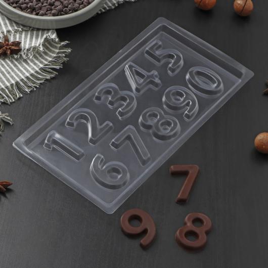 Форма для шоколада и конфет «Цифры», 10 ячеек, 22×11 см